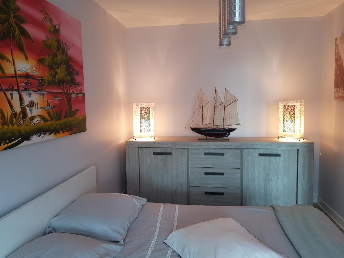 Chambres A Louer Dans Appartement Balcon - Wifi - Parking Gratuit ヌヴェール 部屋 写真