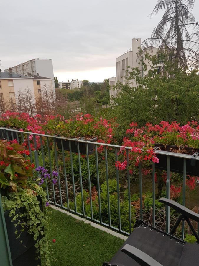 Chambres A Louer Dans Appartement Balcon - Wifi - Parking Gratuit ヌヴェール エクステリア 写真