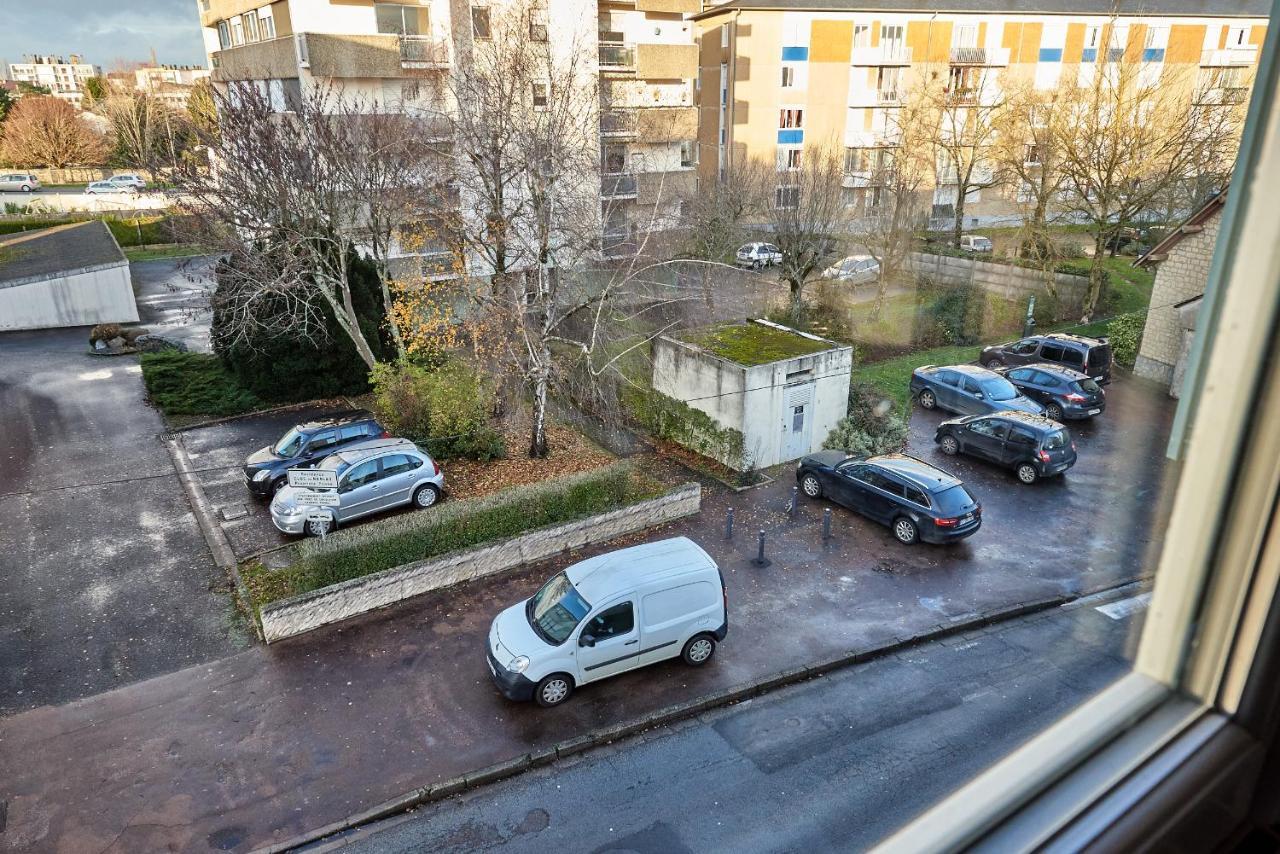 Chambres A Louer Dans Appartement Balcon - Wifi - Parking Gratuit ヌヴェール エクステリア 写真