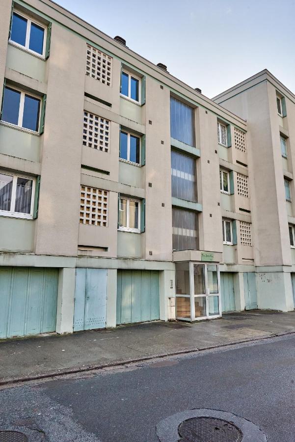 Chambres A Louer Dans Appartement Balcon - Wifi - Parking Gratuit ヌヴェール エクステリア 写真